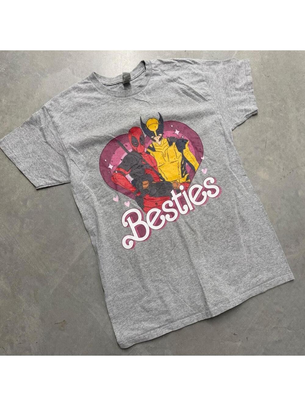 2000s Deadpool and Wolverine Besties Graphic Tee Sized Medium